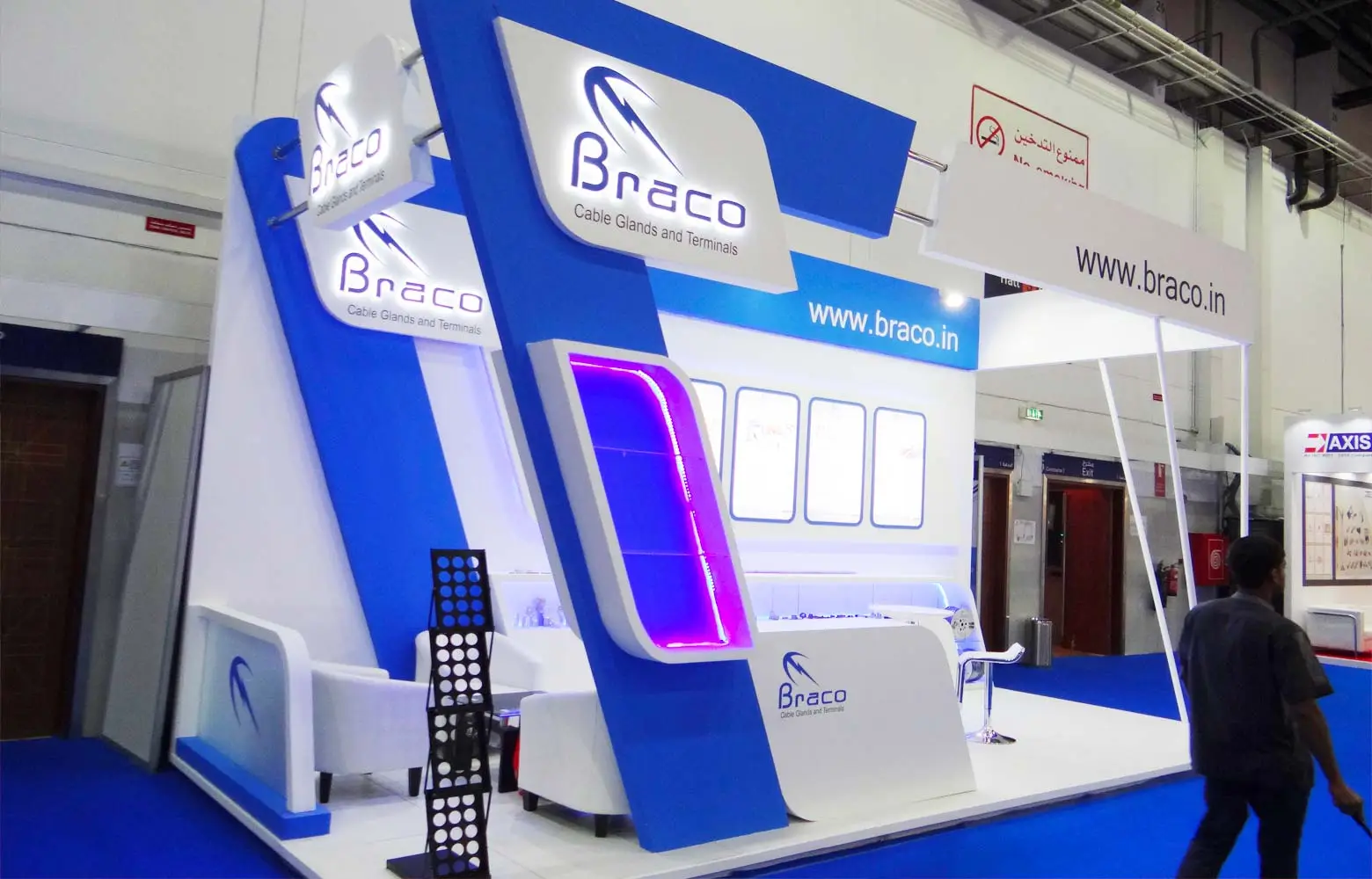 Logos Advertising exhibition stand build in Dubai